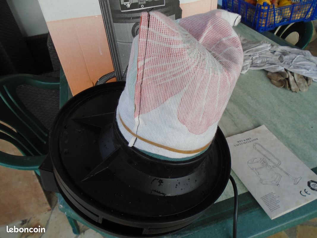 Aspirateur eau et poussiéres (image 12)