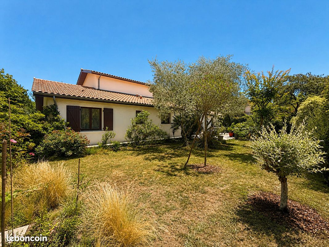 Maison 7 pièces 153 m² · à Pessac · 153 m² · 609 000 €