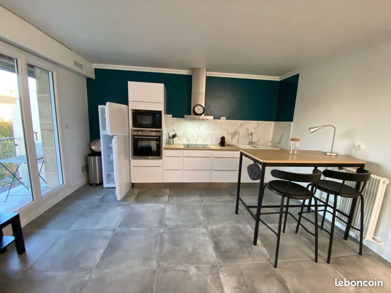 Appartement 1 pièce 32 m² · à Versailles · 32 m² · 1 100 €/mois