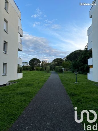 https://img.leboncoin.fr/api/v1/lbcpb1/images/f2/d5/d0/f2d5d097a13c7259b8986669a499befda8efaa4d.jpg?rule=ad-image