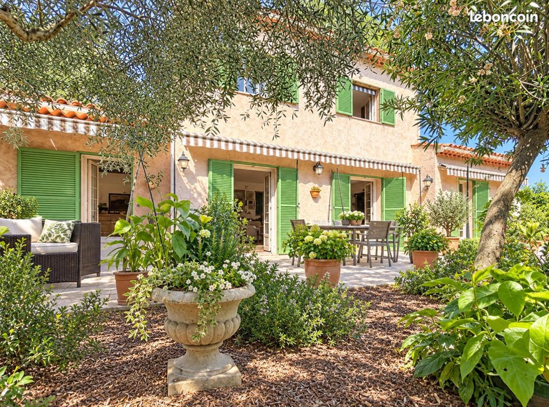 Appartement 4 pièces 65 m² · à Fréjus · 65 m² · 1 100 €/mois