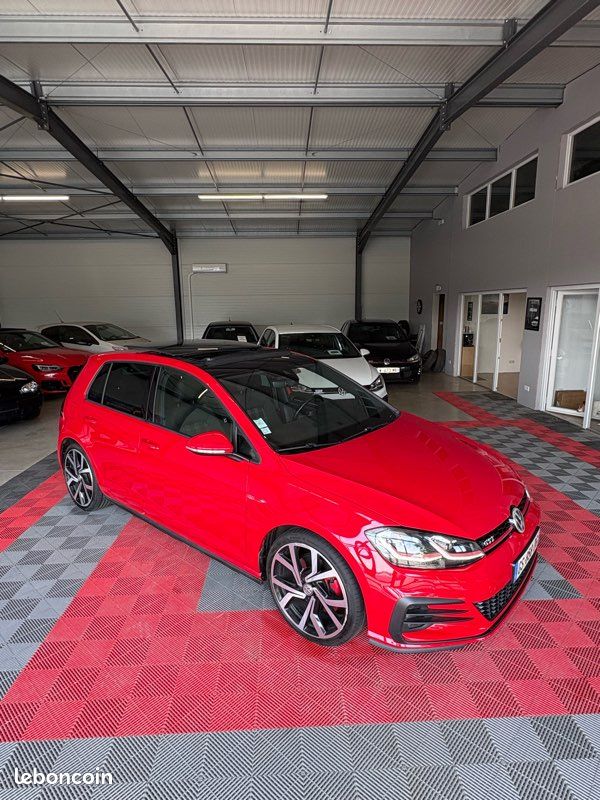 VOLKSWAGEN GOLF 7.5 GTI 230cv DSG6 PANO/DCC/CAM (image 1)