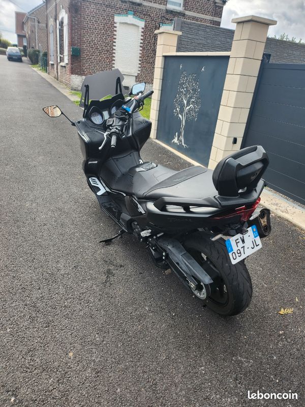 Yamahe tmax 560 tech max (image 2)
