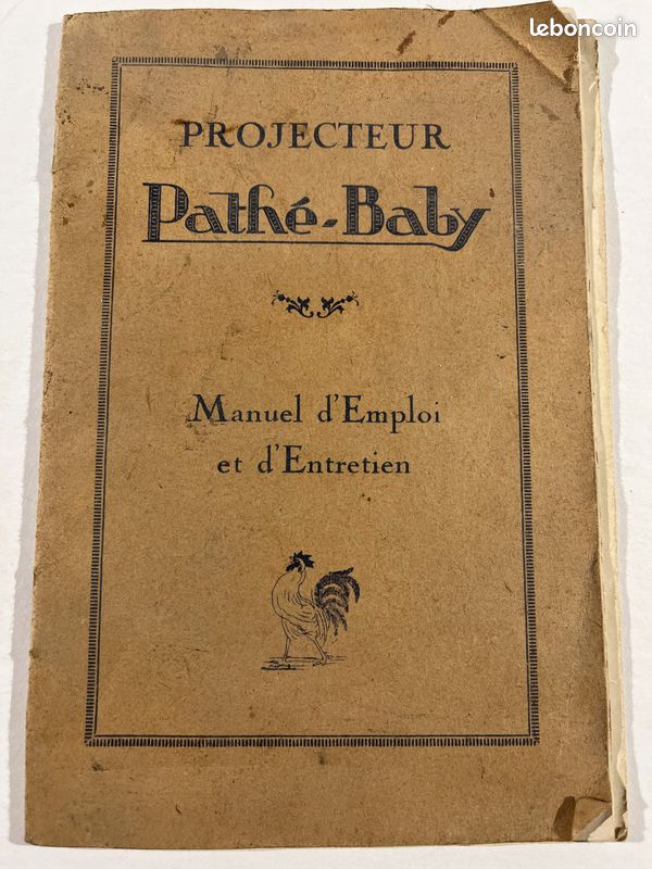Projecteur Pathé Baby - Le Missionnaire - Système Portatif Magneto Manuel - Vers 1925 (RARE)