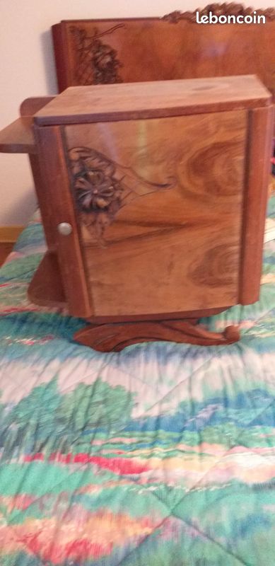 Chambre ancienne en bois (image 2)