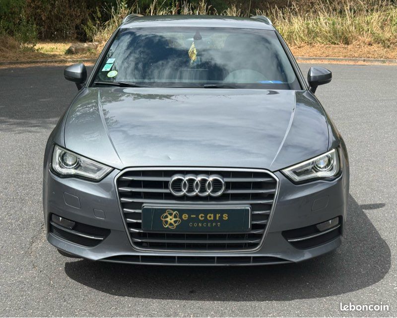AUDI A3 Série 3 Sportback 1.6 TDi 16V FAP S&S 110ch « S Line » (image 8)
