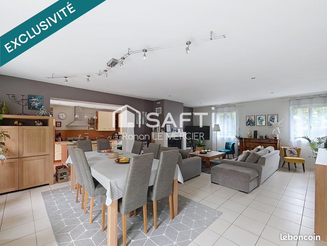 Maison 9 pièces 158 m² · à Surzur · 158 m² · 573 000 €