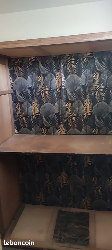 Armoire bois massif relookée (image 1)