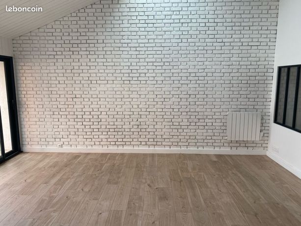 https://img.leboncoin.fr/api/v1/lbcpb1/images/f2/d9/d9/f2d9d9396e1b2a2a04a54908f754fe939b2ca8a9.jpg?rule=ad-image