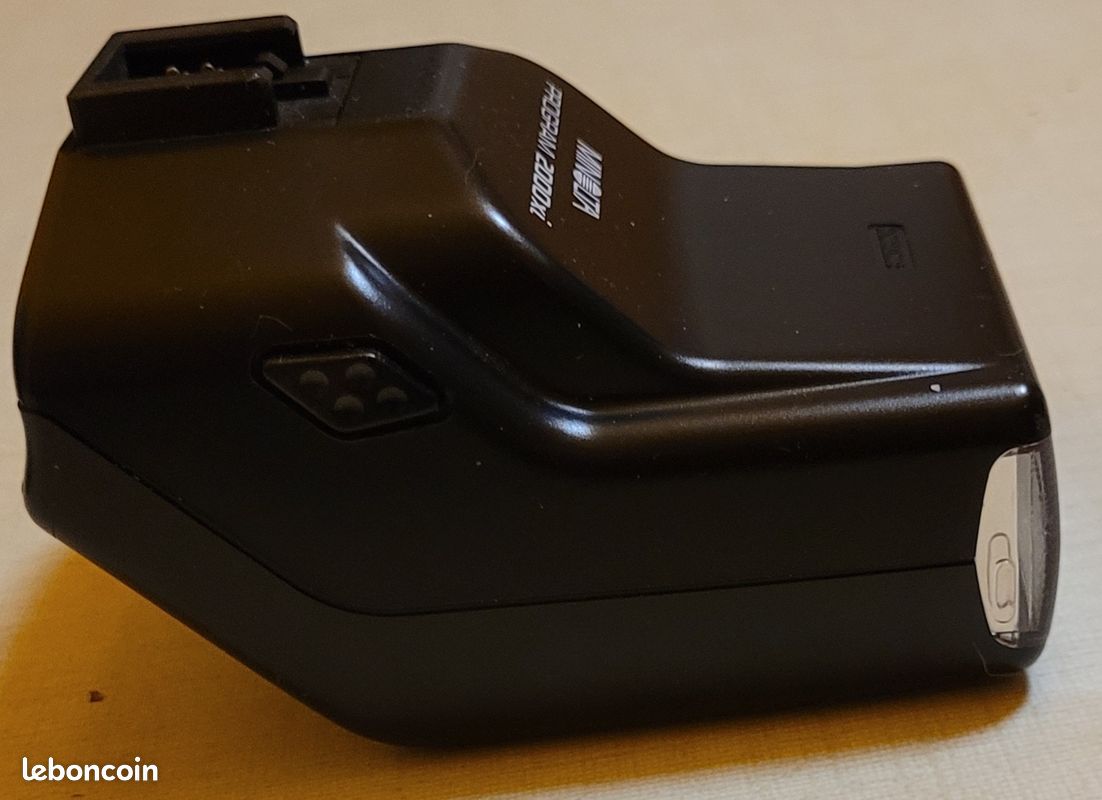 Troc Echange FLASH MINOLTA PROGRAM 3500 XI sur