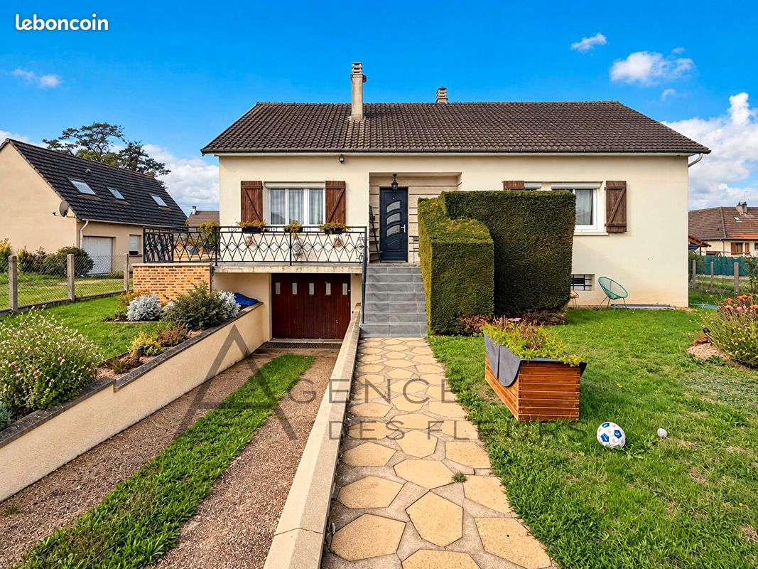 Maison 5 pièces 95 m² · à Saint-Pierre-lès-Elbeuf · 95 m² · 219 000 €