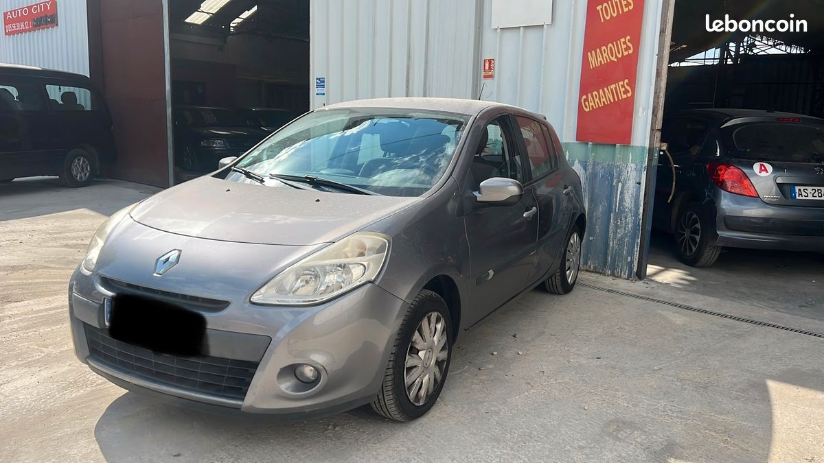 Renault Clio III GPL 1,2i 75cv 74000km (image 1)