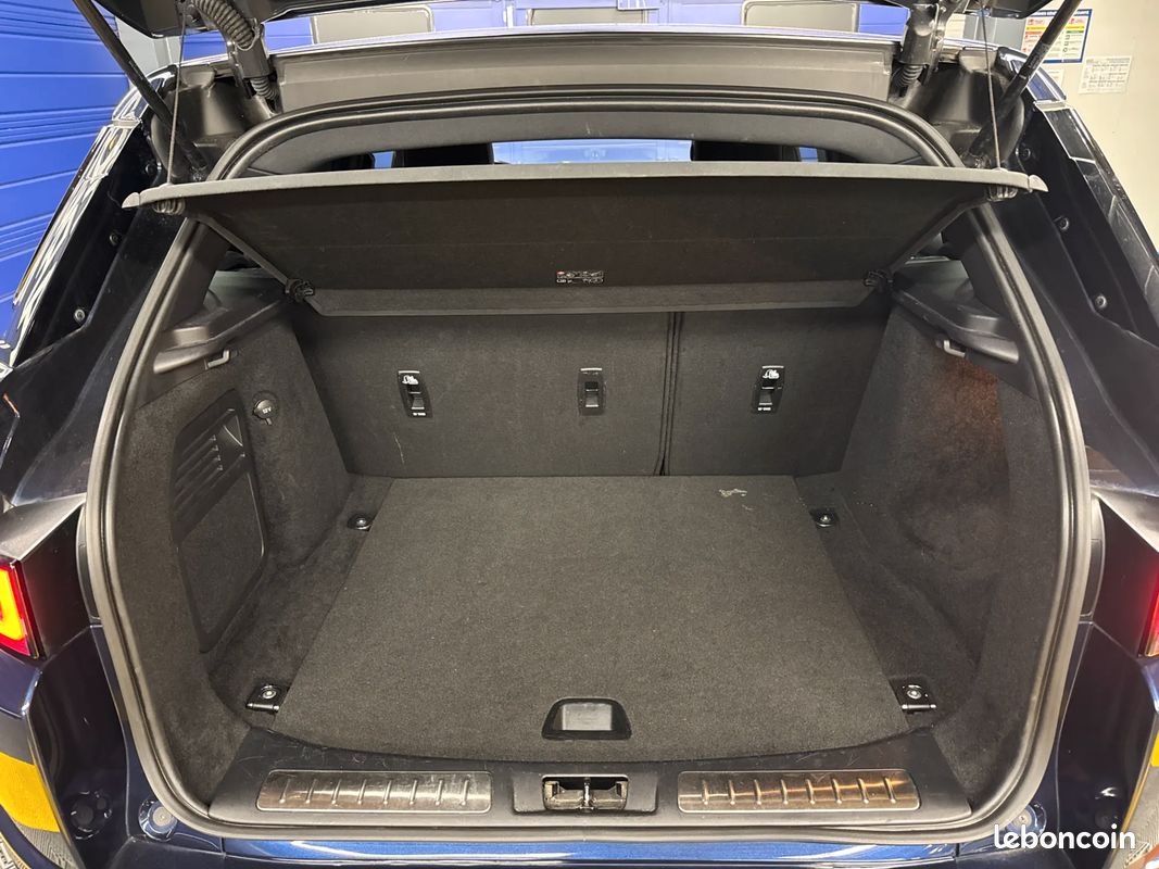 LAND ROVER RANGE ROVER 180ch HSE Dynamic - Suivi complet - 2018 (image 11)