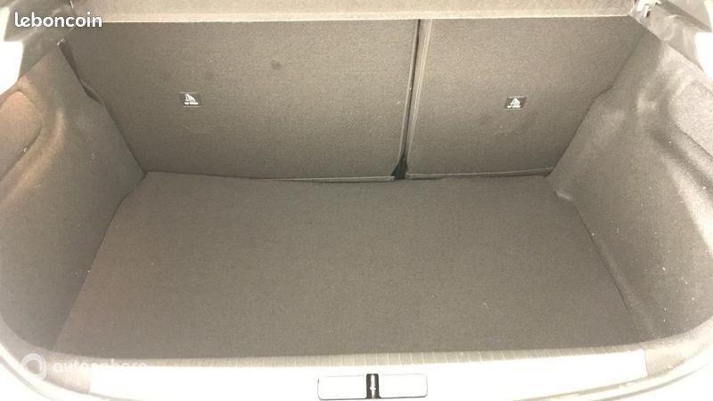 Peugeot 208 1.2 100ch Style S&S (image 14)