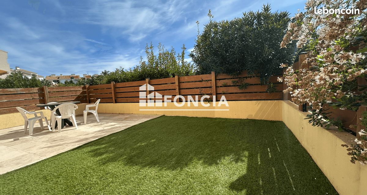 Parking 44 m² · au Grau-du-Roi · 44 m² · 295 000 €