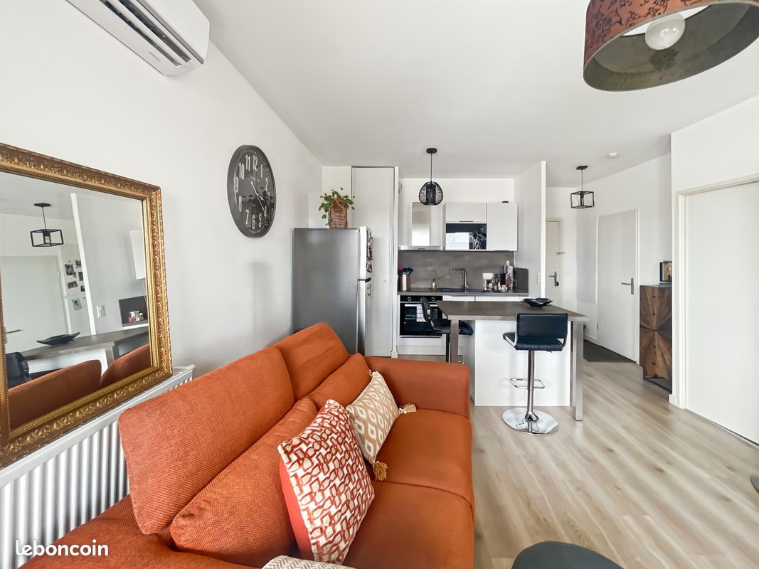 Appartement 2 pièces 45 m² · à Villenave-d'Ornon · 45 m² · 200 000 €