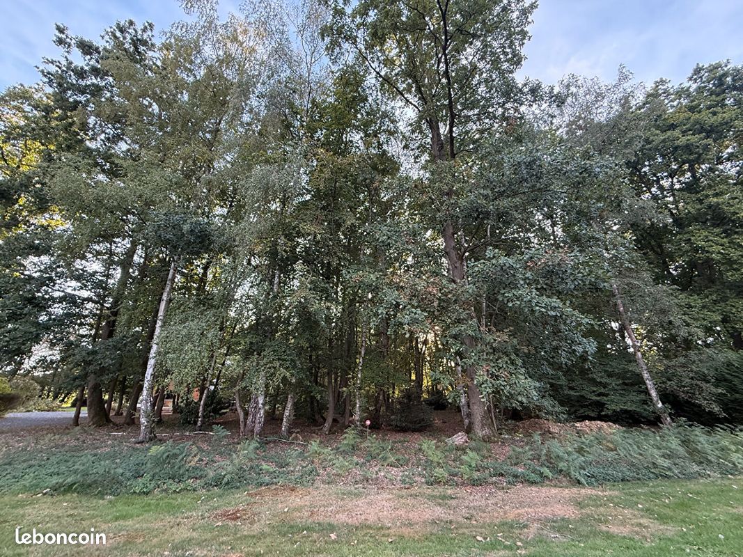 Terrain 2527 m² · à Le Neubourg · 2 527 m² · 79 000 €