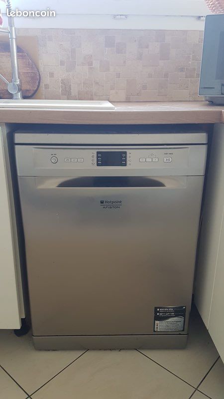Hotpoint Dishwasher F02 Lave Vaisselle Hotpoint Ariston Électroménager