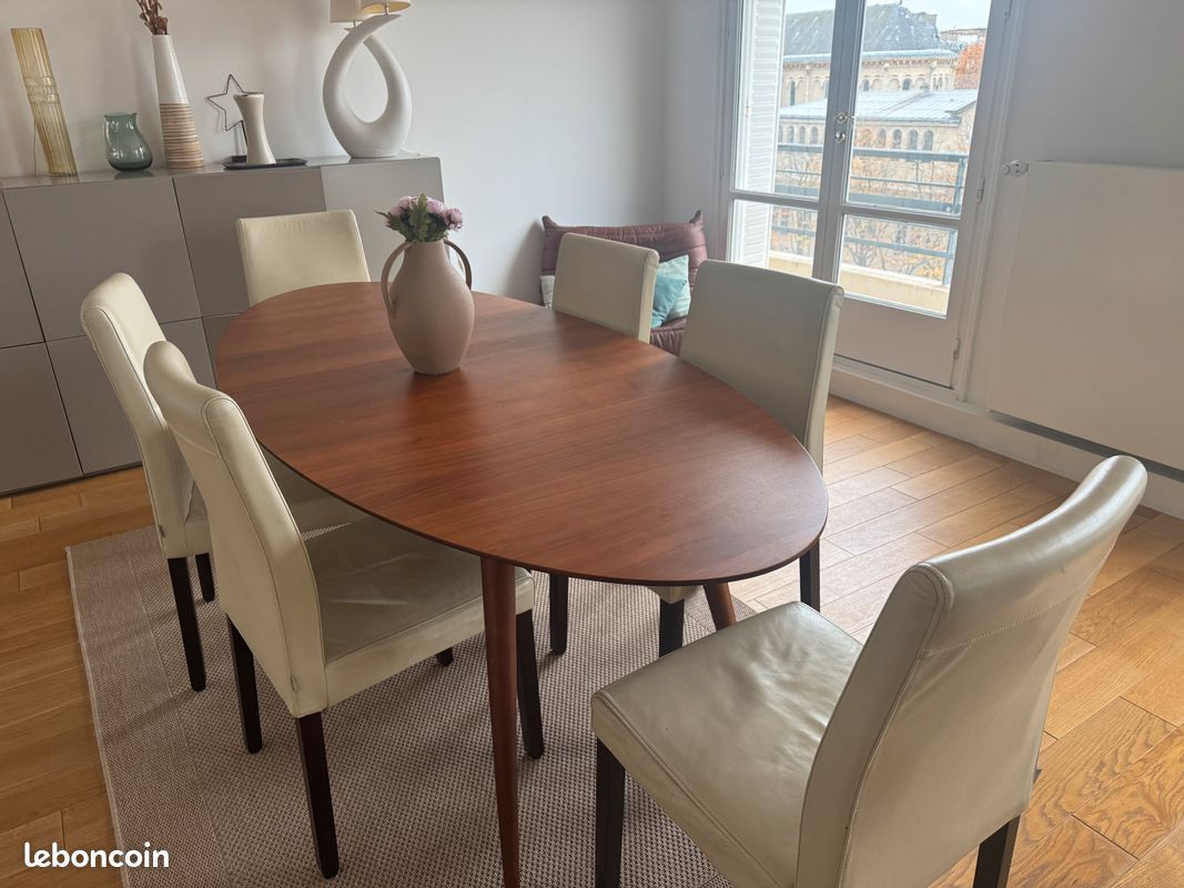 4 Chaises blanches en Cuir (image 1)