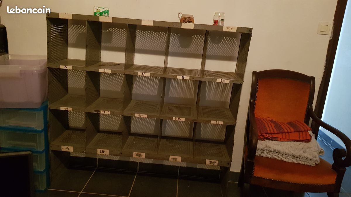 Bureau de tri La poste | , brocante en ligne