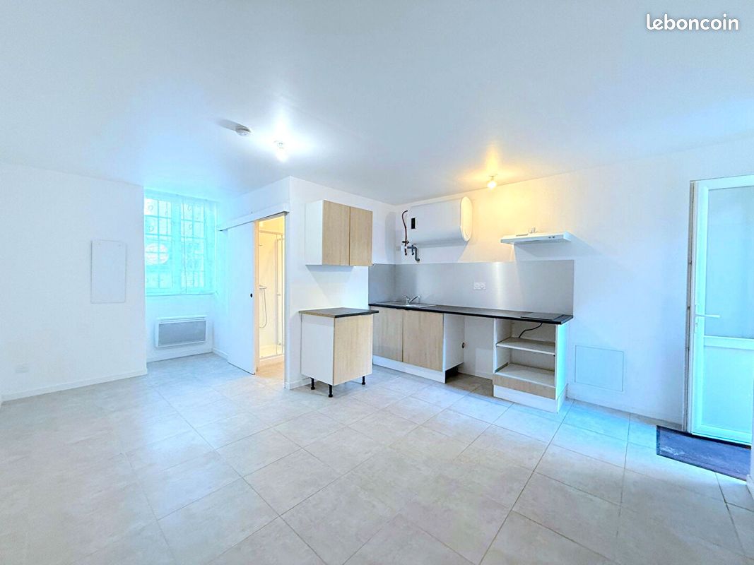 Appartement 1 pièce 23 m² · à Montguyon · 23 m² · 390 €