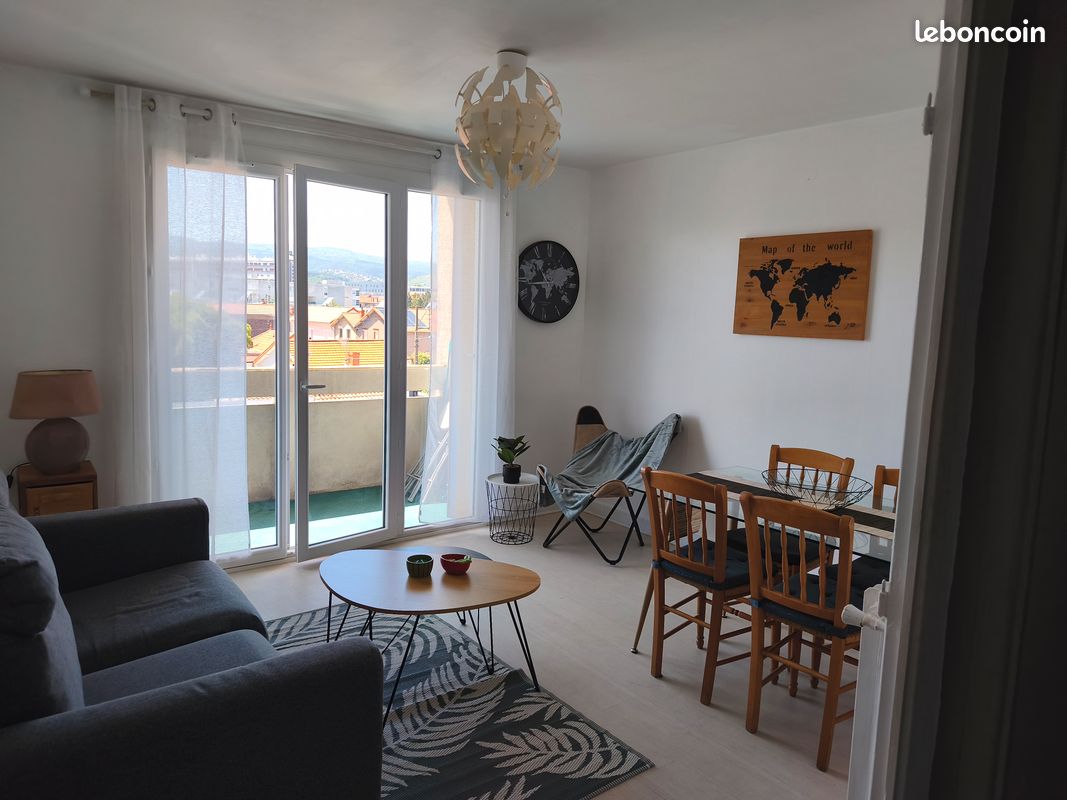 Appartement 7 pièces 100 m² · à Clermont-Ferrand · 100 m² · 1 200 €