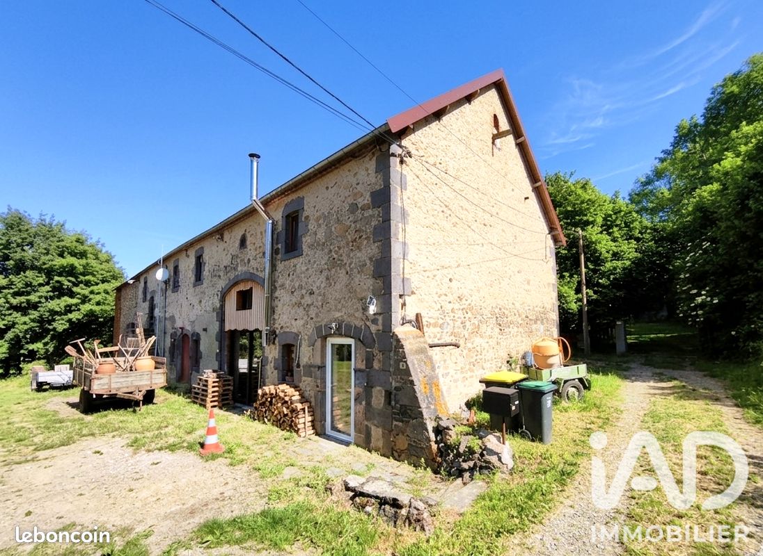 Maison 4 pièces 106 m² · à Manzat · 106 m² · 149 000 €