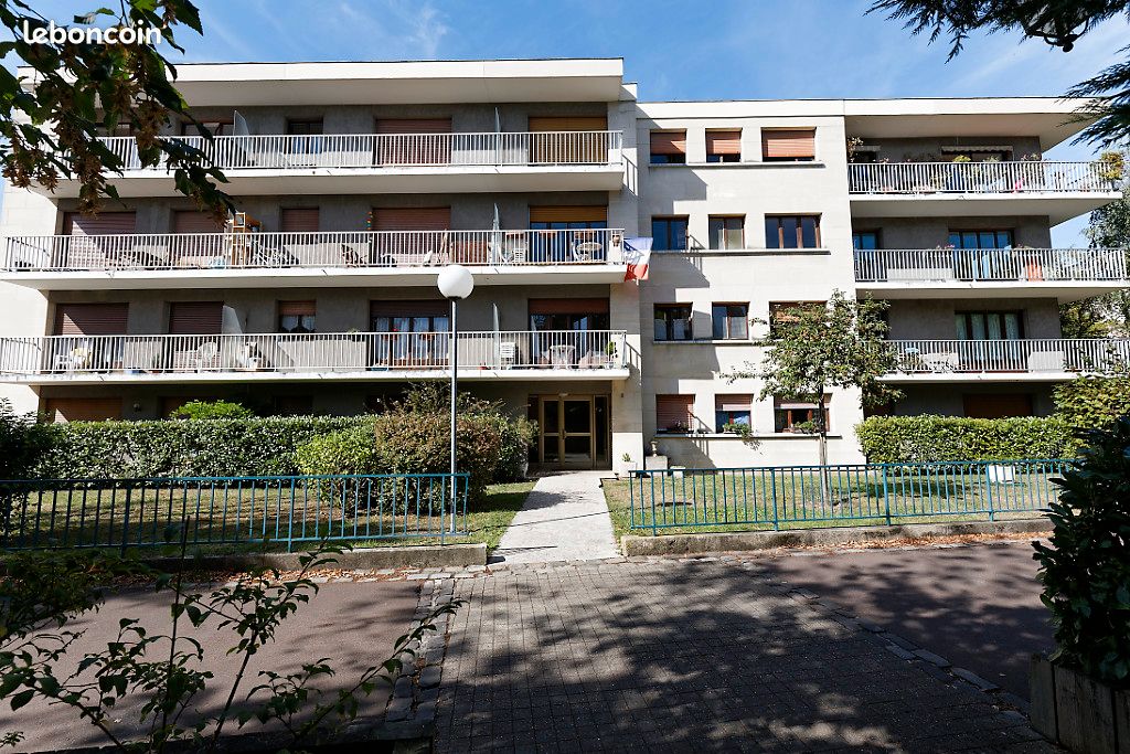 Appartement 2 pièces 43 m² · à Rueil-Malmaison · 42,5 m² · 1 340 €/mois