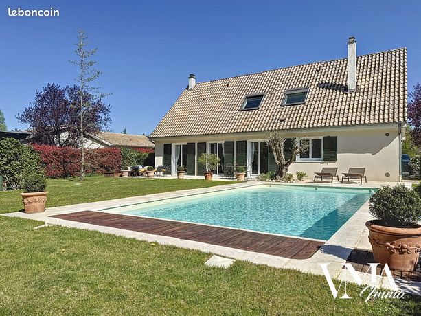 Maison 7 pièces 180 m²