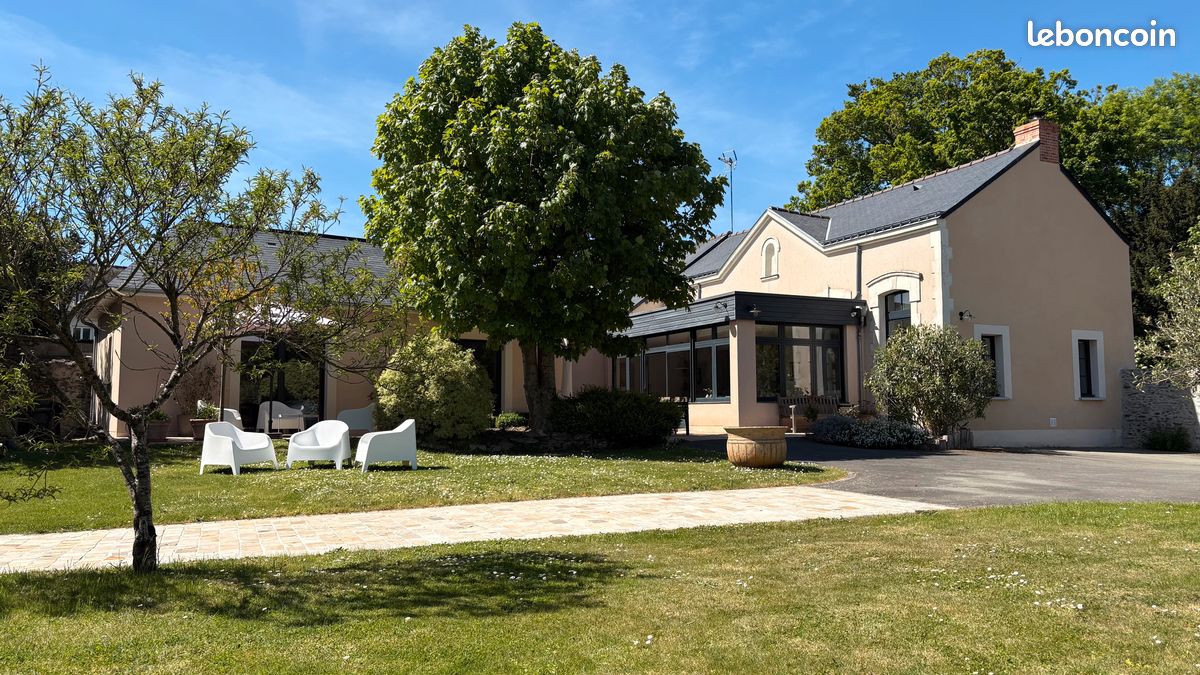 Maison 9 pièces 203 m² · à Craon · 203 m² · 430 000 €