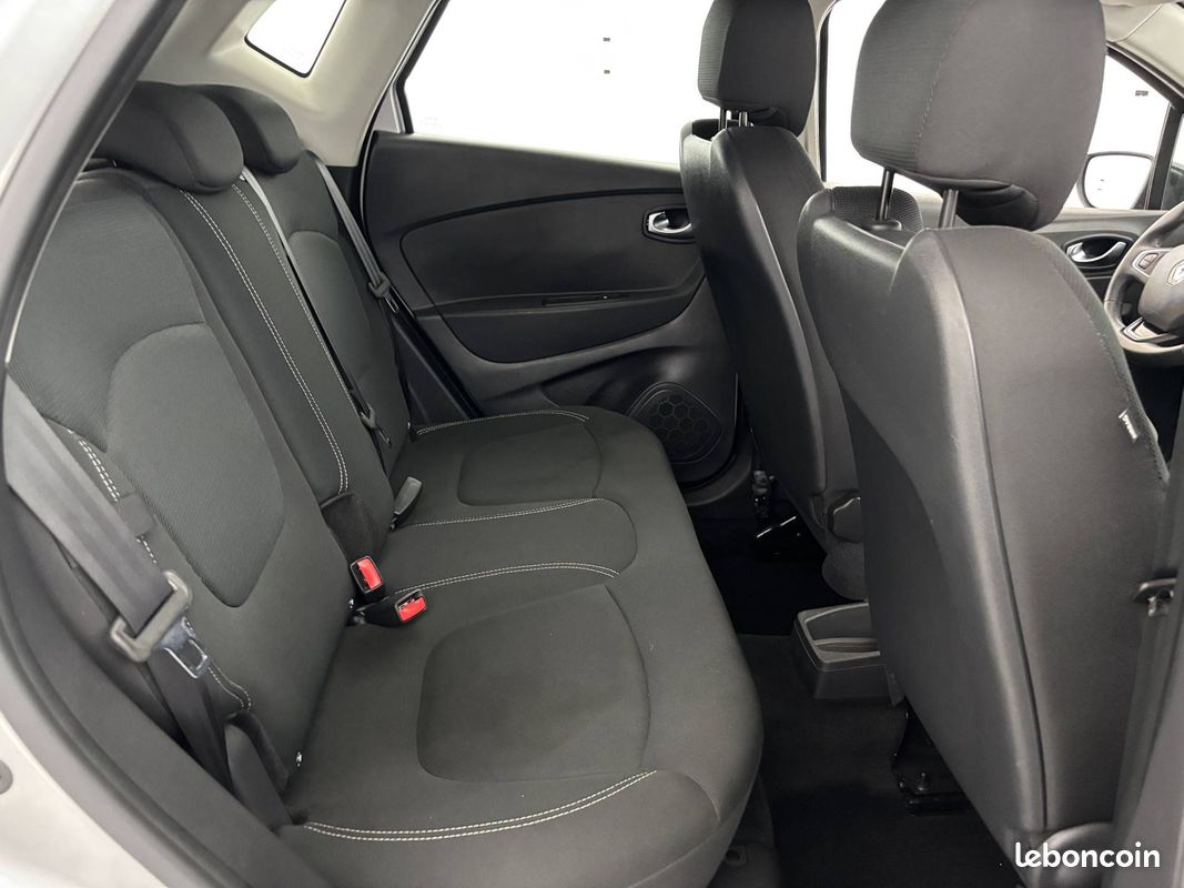 RENAULT Captur TCe 90 - 19 Business (image 16)