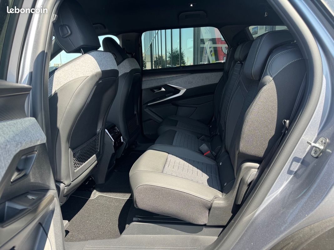 Peugeot 5008 HYBRID 145CH GT E-DCS6 (image 9)