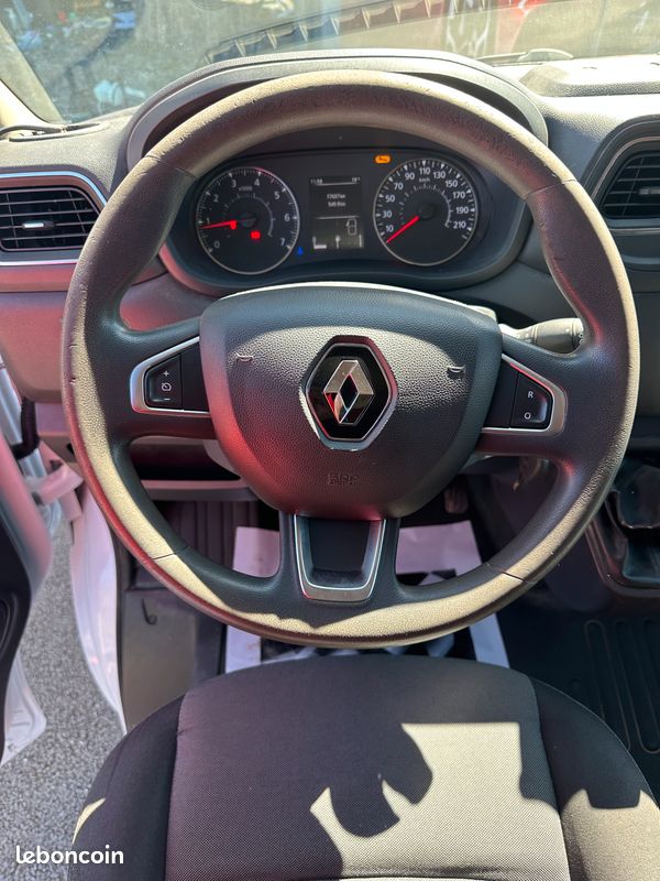 Renault Master 2.3 L DCi 135 Ch "Grand Confort" 7 Places / 1ère Main (image 4)