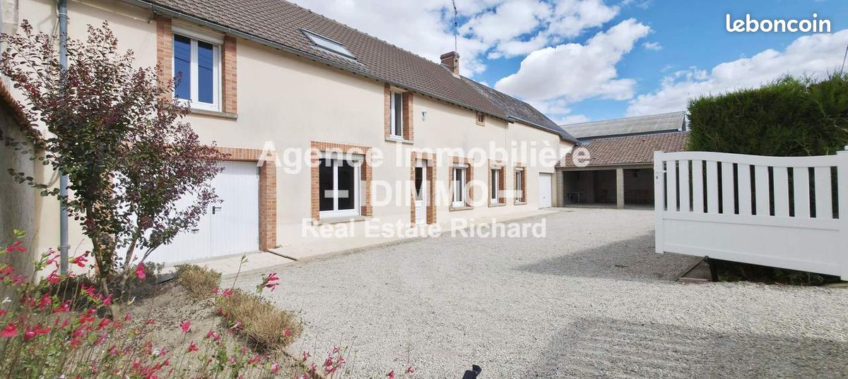 Maison 5 pièces 149 m² · à Beaumont-du-Gâtinais · 149 m² · 199 000 €