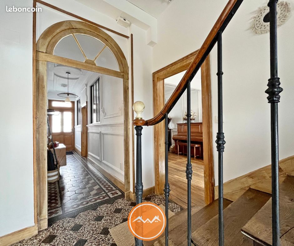 Maison 7 pièces 208 m² · à Commercy · 208 m² · 243 500 €