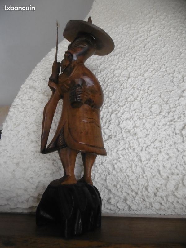 Statuette asiatique en bois - pecheur (image 1)