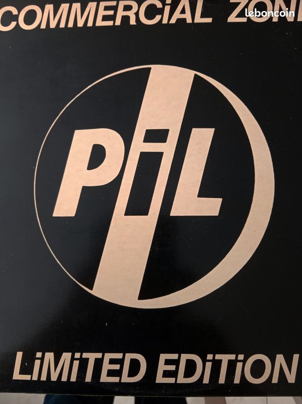 33 tours P.I.L. Commercial Zone (image 1)