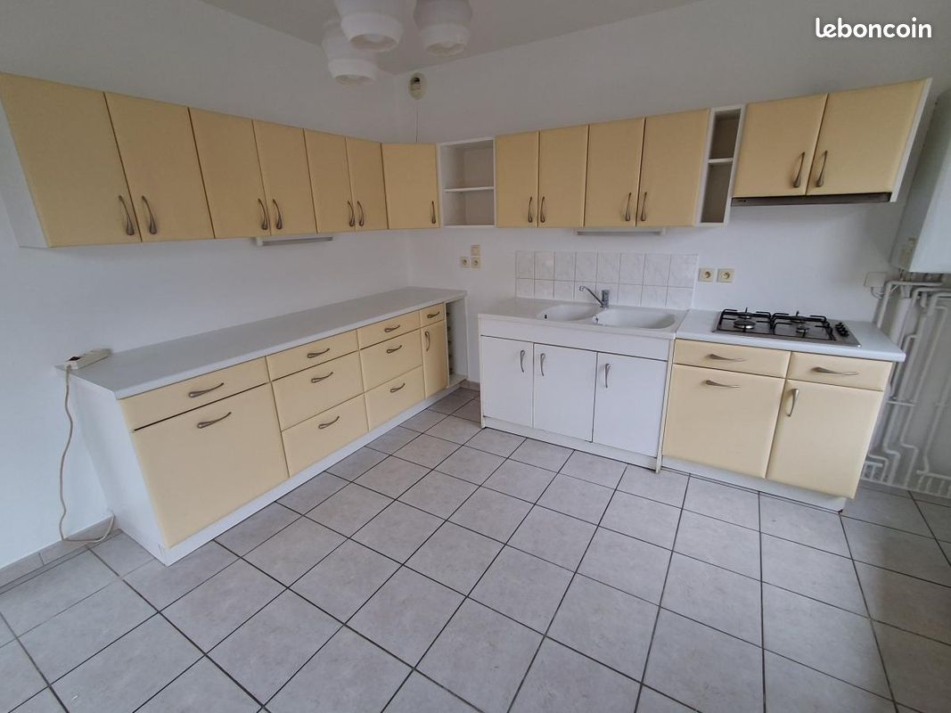 Appartement 76 m² · à Bourg-en-Bresse · 76 m² · 774 €/mois