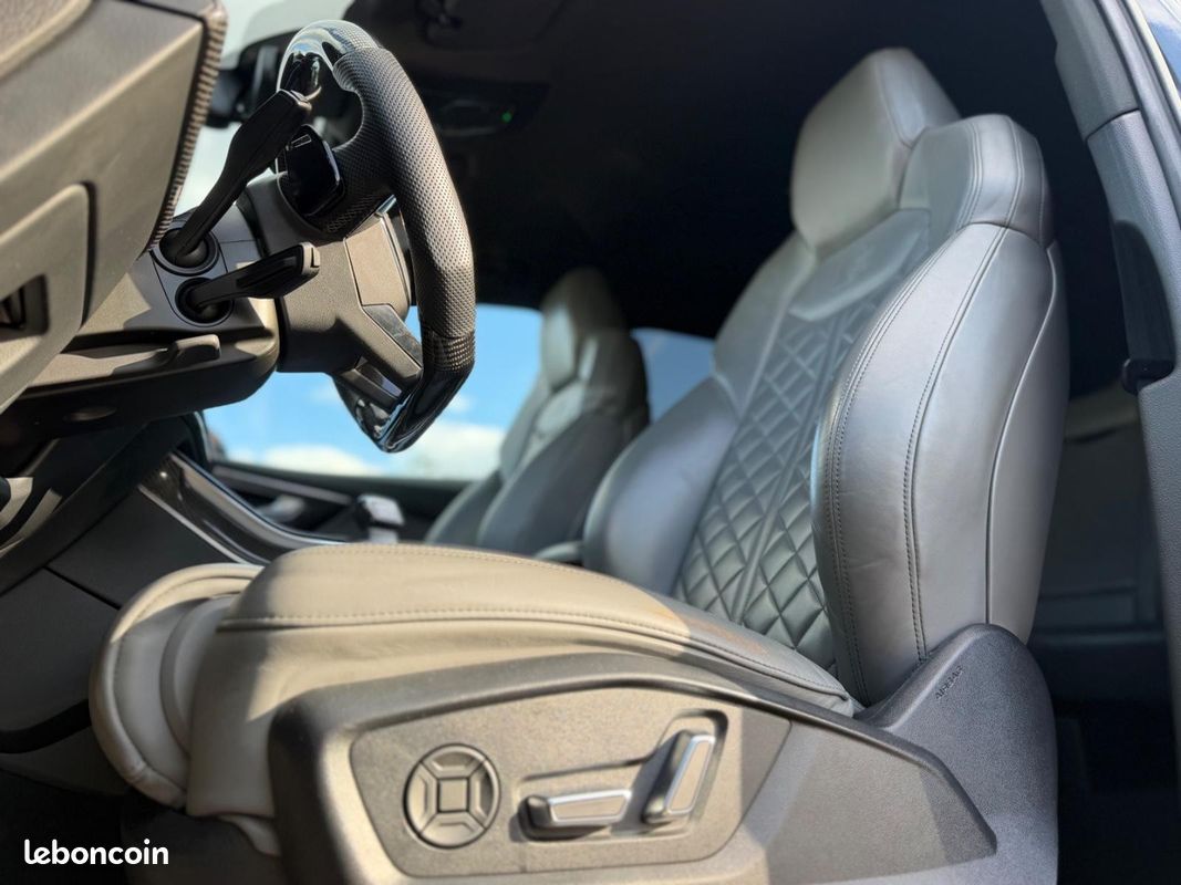 Audi Q7 50 TDI quattro 284 CH- Apple CarPlay- Boule de remorquage-Sièges sport (image 15)