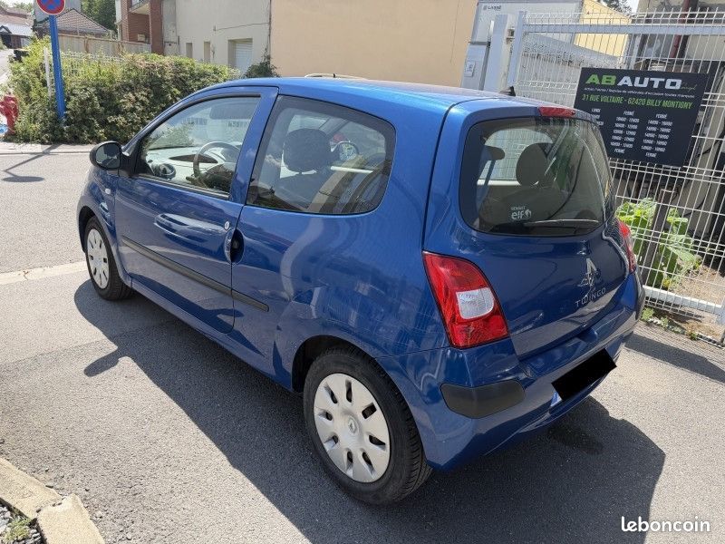 Renault TWINGO II 1.2 16V 75CH DYNAMIQUE (image 4)