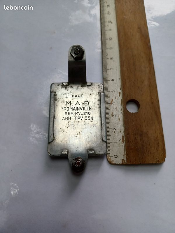 Ancien Catadioptre Pour Vélo - Feu Arrière Rétro, état Fonctionnel Avec Marques D'usage