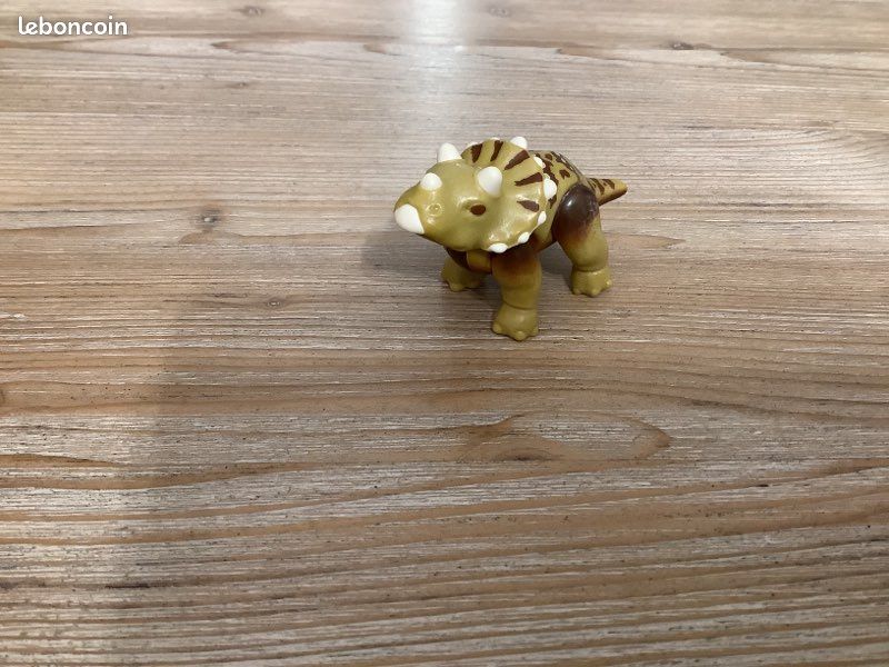 Playmobil 30651512 baby tricératops (image 2)