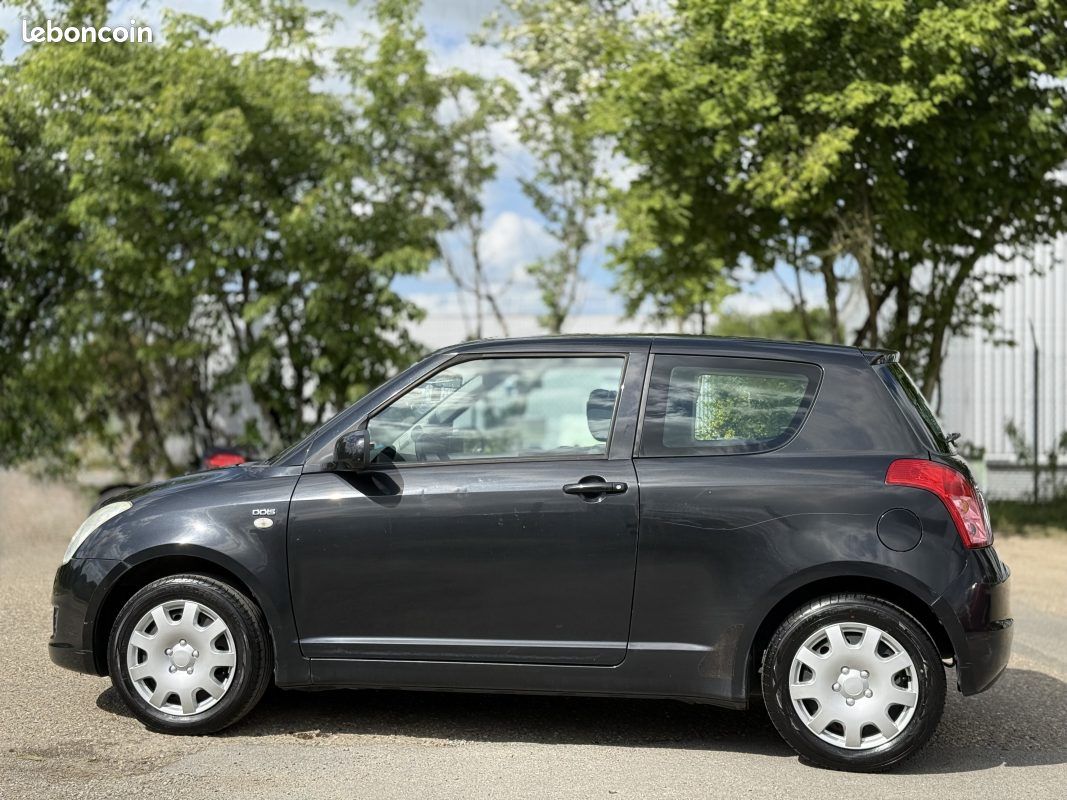 Suzuki Swift 1.3 DDiS 75 GL - Clim - 1ère main - Révisée & Garantie 6 mois (image 8)