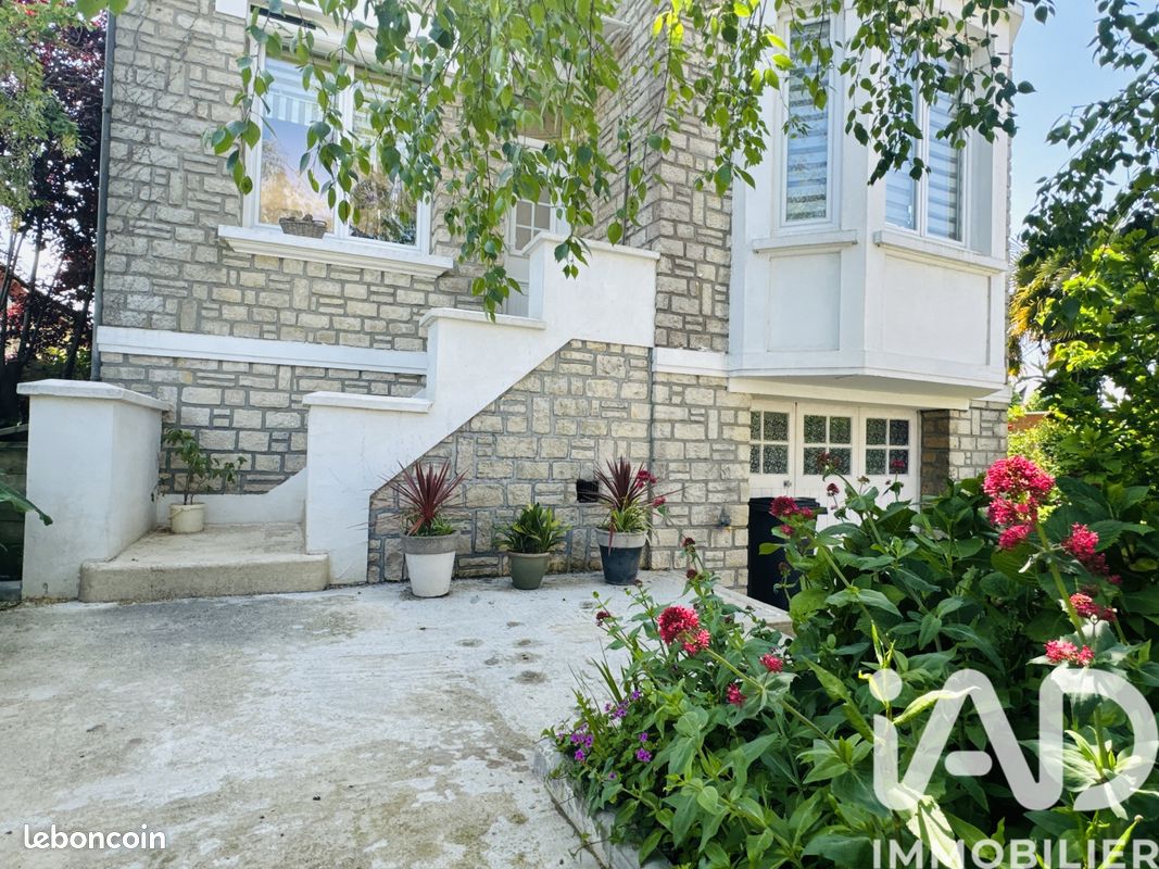 Maison 5 pièces 100 m² · à Isigny-sur-Mer · 100 m² · 249 700 €