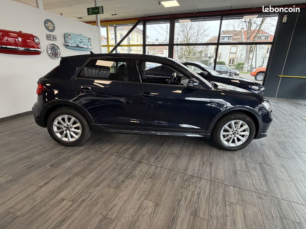AUDI A1 CITYCARVER 30 TFSI 110Ch BVA (image 2)