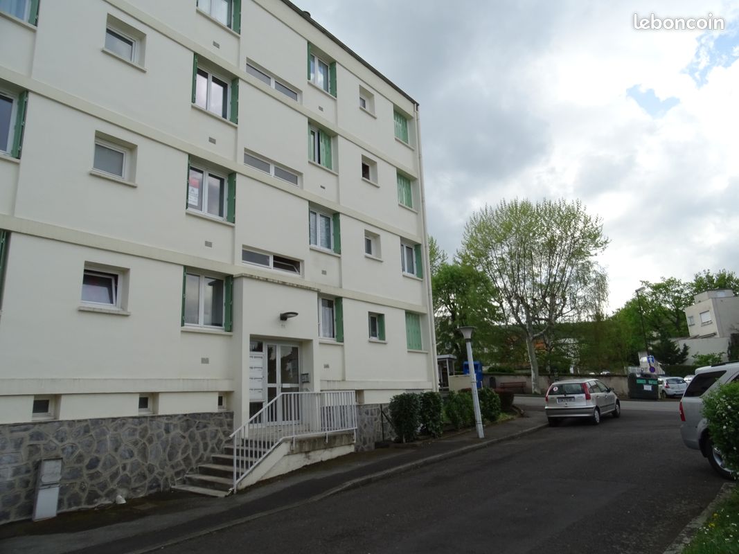 Appartement 3 pièces 50 m² · à Chamalières · 50 m² · 550 €/mois
