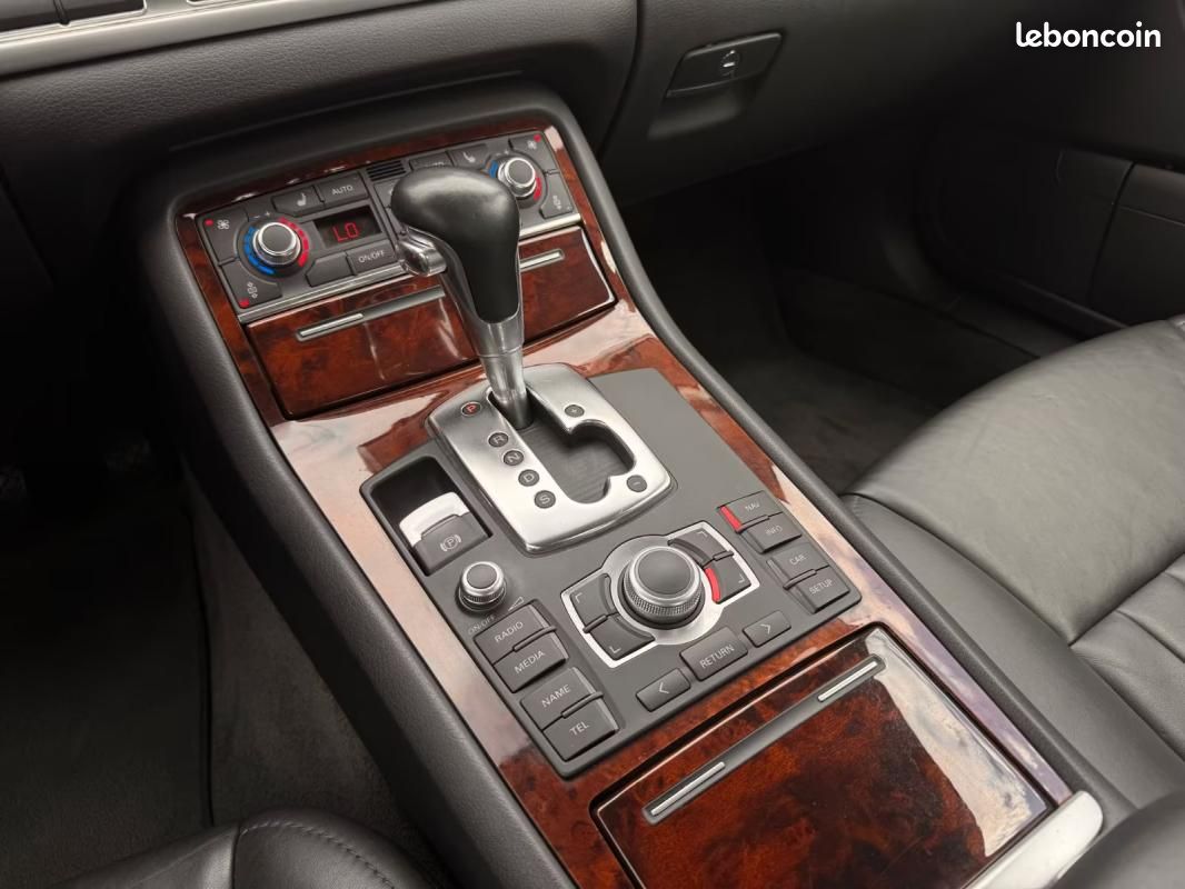 Audi A8 4.2 V8 FSi Quattro 349ch - Navi Bi-xénon Cuir Carnet entretien (image 27)