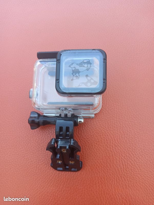 Boîtier étanche 45m Pour GoPro Hero 7 Noir / 6 / 5 – Protection Sous-marine Avec Verre Trempé, Boucle Rapide Incluse