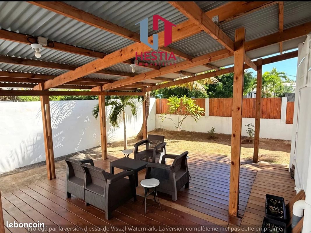 Maison 5 pièces 130 m² · à Saint-Paul · 130 m² · 2 970 €/mois