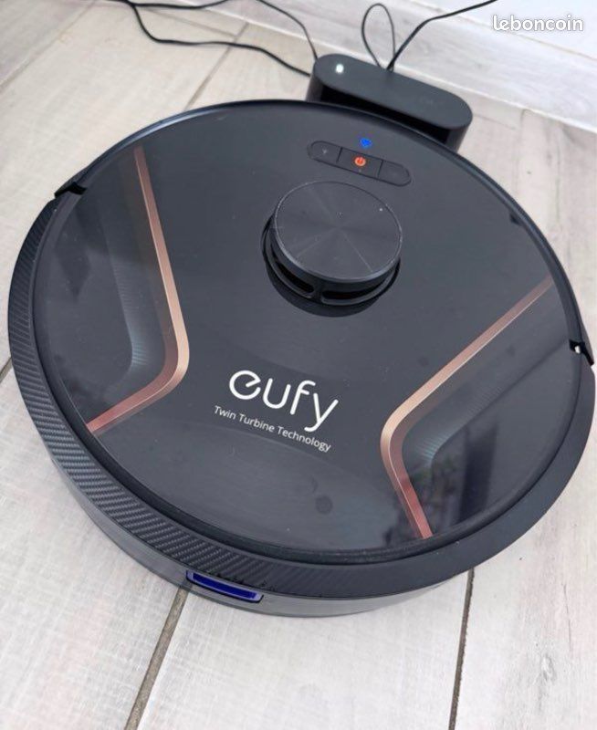 Aspirateur robot (image 1)